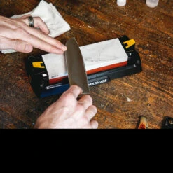 Work Sharp Benchtop Whetstone -Adventure Knives 09DX162det3 47901.1651162955