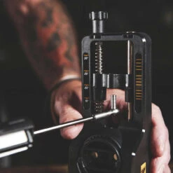 Work Sharp Precision Knife Sharpener -Adventure Knives 09DX164det6 97099.1626264423