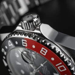 Davosa Ternos Pro GMT Automatic Black/Red Pentalink -Adventure Knives DAVOS 16157109det3 99945.1627315300