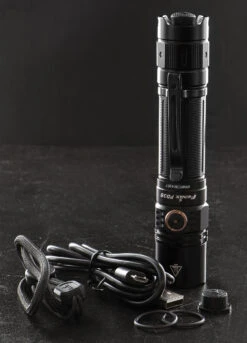 Fenix PD35 V3.0 -Adventure Knives FENIX PD35 V3.0.5 49293.1631712335