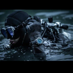 Traser H3 P67 Super Sub T100 Blue -Adventure Knives H3 P67 109371.7 30939.1651672403