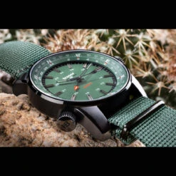 Traser H3 P68 Pathfinder GMT -Adventure Knives H3 P68 GMT GREEN TXTSTRP 08642.1648120740