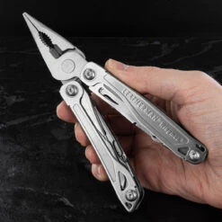 Leatherman Wingman -Adventure Knives WIT LT110 52802.1650448843.1280.1280 80736.1650554339