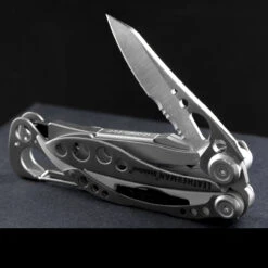 Leatherman Skeletool -Adventure Knives WIT LT85.4 66465.1650445555.1280.1280 00700.1650469396