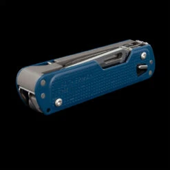 Leatherman FREE T4 -Adventure Knives WIT LTT4NAdet2 39644.1649424043