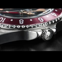 Davosa Vintage Diver Quartz Burgundy -Adventure Knives davos 162.500.65det 49759.1646669661