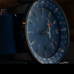 Traser H3 P68 Pathfinder GMT -Adventure Knives h3 p68 gmt blue txtstrpdet3 00227.1589987016