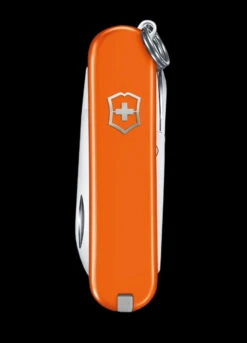 Victorinox Classic SD -Adventure Knives mangotango2 90552.1633088423.1280.1280 21329.1633088444