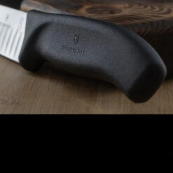 Victorinox Swiss Classic Slicing Knife -Adventure Knives slicing2 44915.1648462957