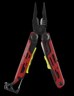 Leatherman Signal Black Red -Adventure Knives wit lt700rd 96337.1587729535
