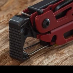 Leatherman Signal Black Red -Adventure Knives wit lt700rddet5 93007.1587418816